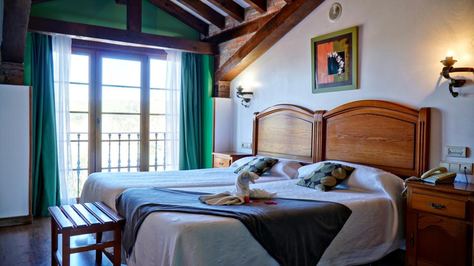 Hotel Marfrei Hinojedo Eksteriør billede